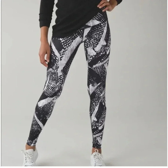 ! LULULEMON WUNDER UNDERS pants lll full on luon static mist size 6 - Picture 1 of 7